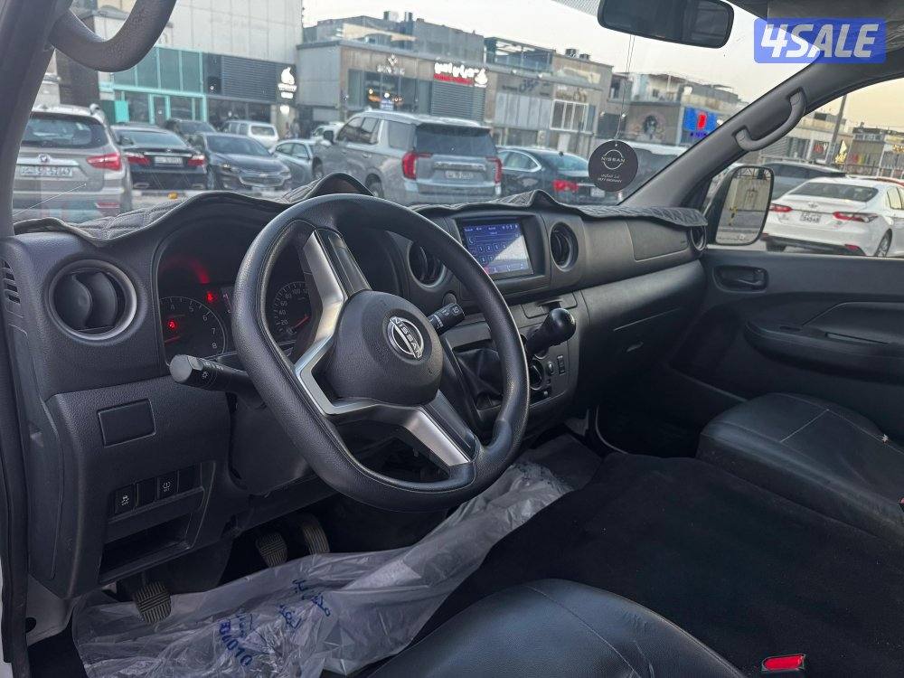 للبيع نيسان ركاب موديل 2023 سقف عالي5