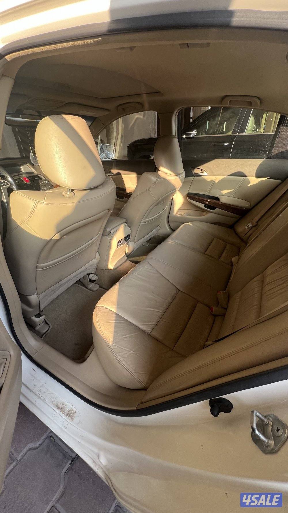 هوندا اكورد ٦ سلندر 2008.  التواصل واتس فقط2