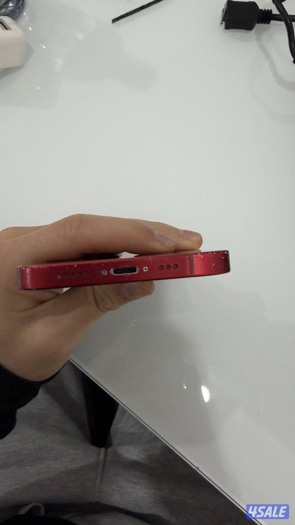 آيفون ١٣ عادي بطاريه ٧٤ مو مفتوح4