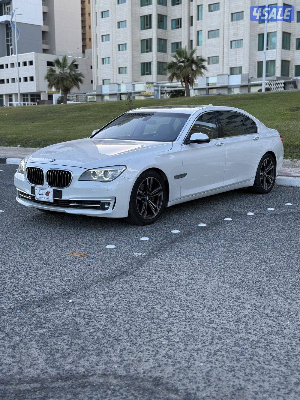 بي ام 740 موديل 2015 / بحاله ممتازه3