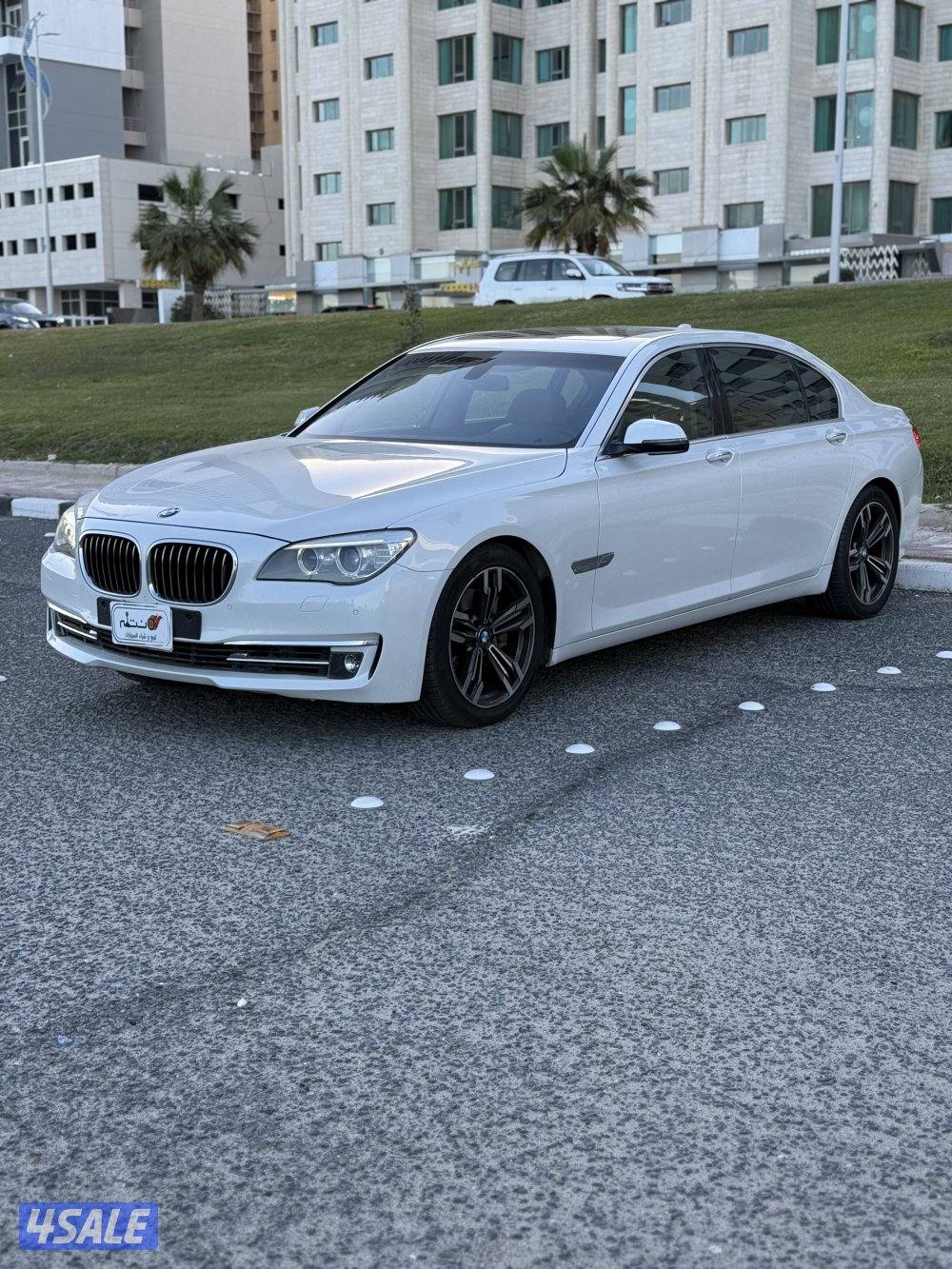بي ام 740 موديل 2015 / بحاله ممتازه4
