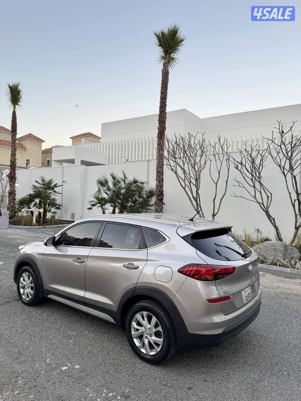 للبيع توسان1