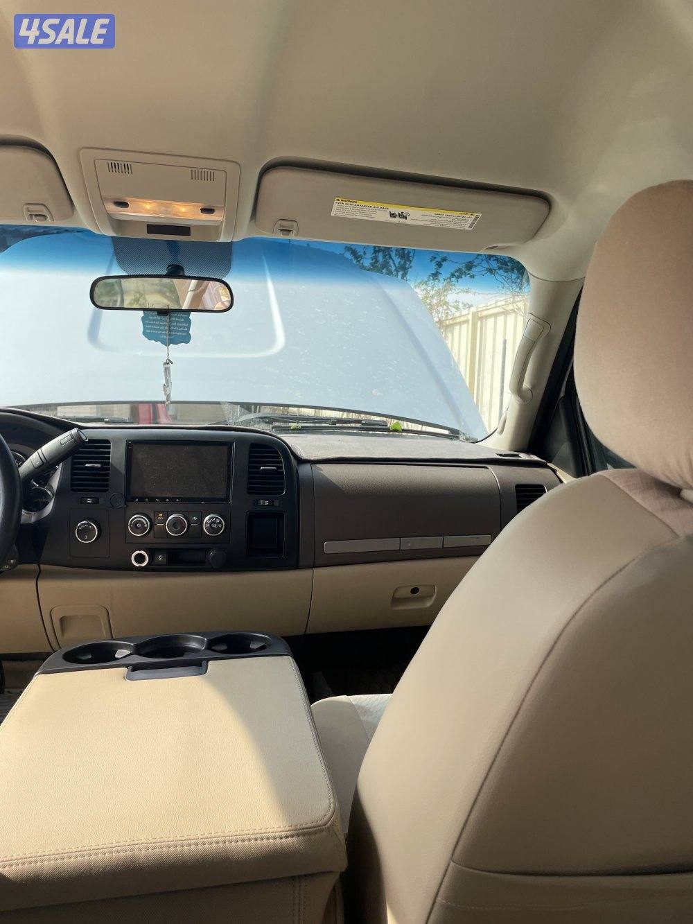 للبيع وانيت جمس دبل قير فر قماره ونصف بهبهاني تشغيل عن بعد ماشي 4205