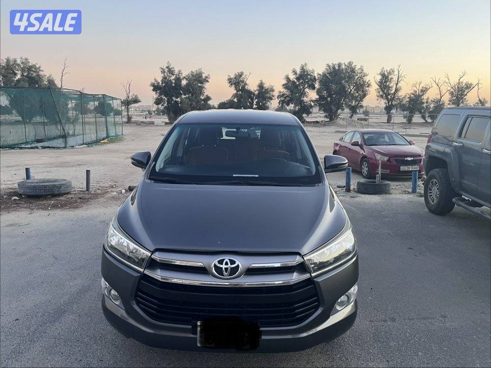 Toyota Innova 20200