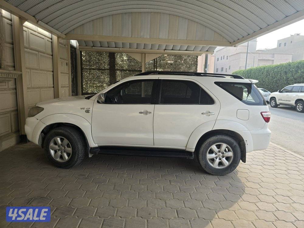 فورنتر موديل ٢٠١١0