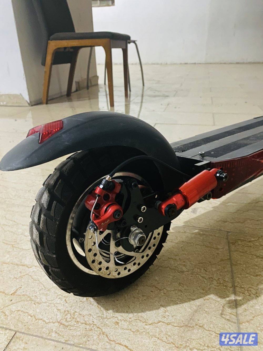 سكوتر كهربائي نظيف استعمال شهر2