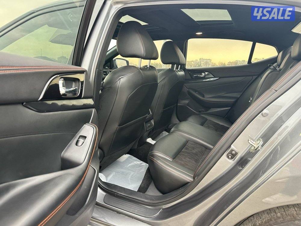 نيسان ماكسيما SR موديل ٢٠١٩ ماشي ٨٢ ألف10