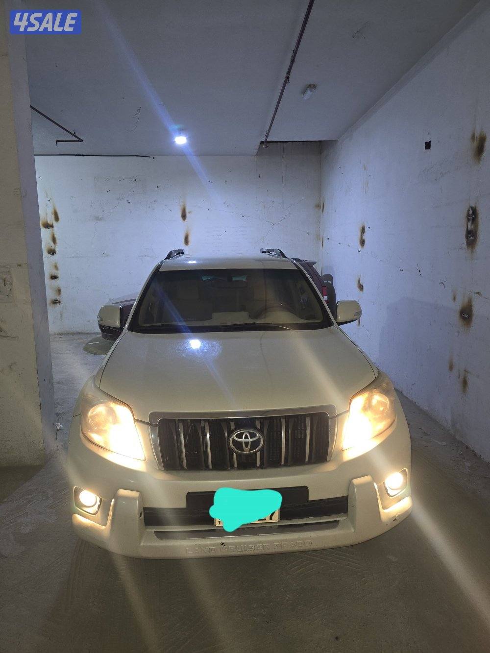 تويوتا برادو TXL موديل 2013  ما عدا الفتحه والشاشة شرط الفحص0