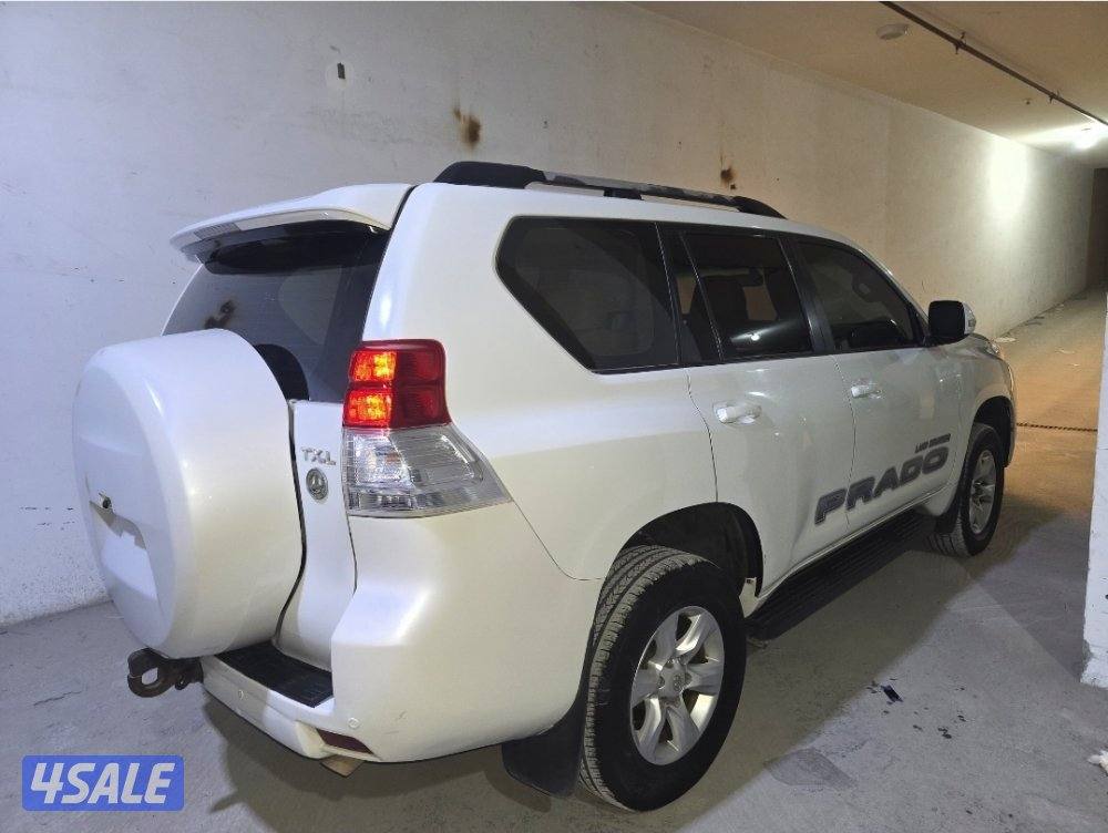 تويوتا برادو TXL موديل 2013  ما عدا الفتحه والشاشة شرط الفحص12