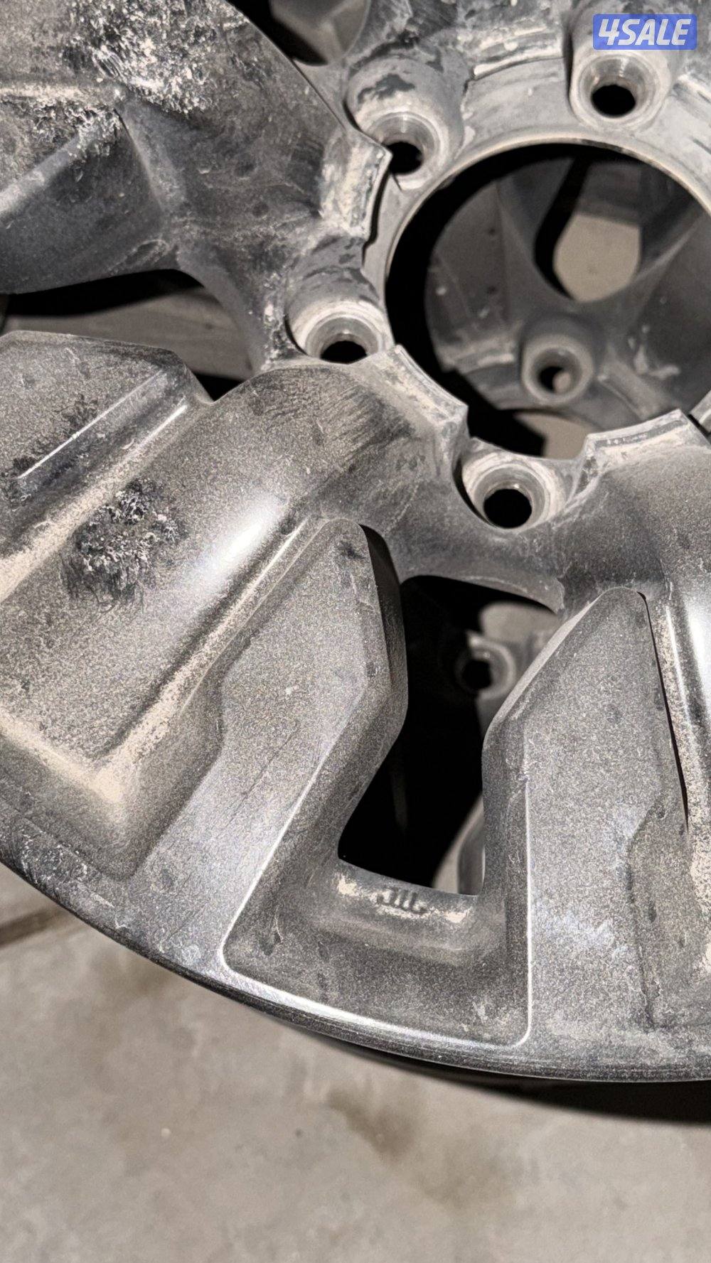 للبيع اربع رنقات سوبر سفاري ٢٠١٩ اصليين2