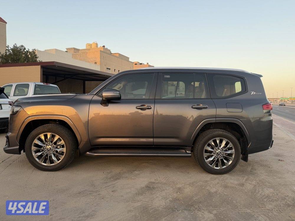 لاند كروزر ٢٠٢٢4