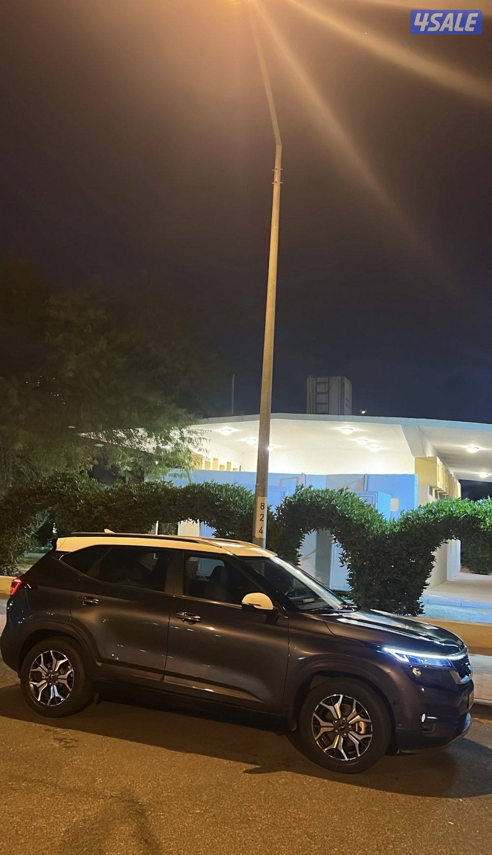 للبيع كيا سيلتوس رمادي ببيض1