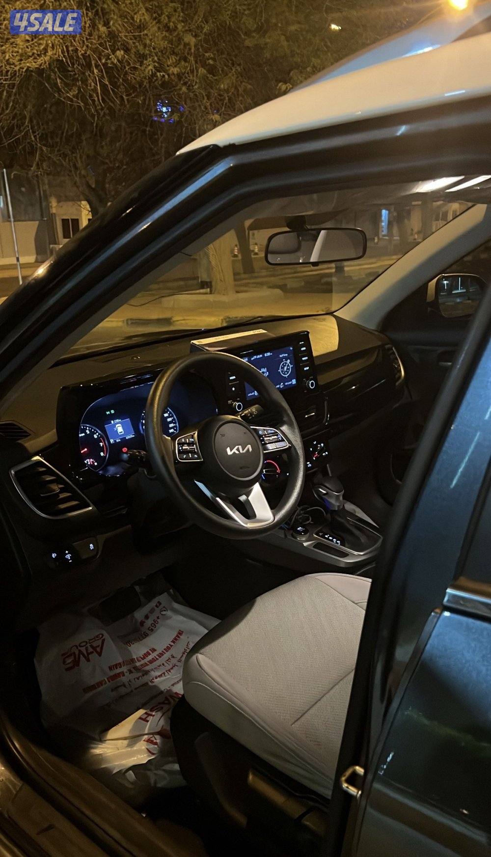 للبيع كيا سيلتوس رمادي ببيض4