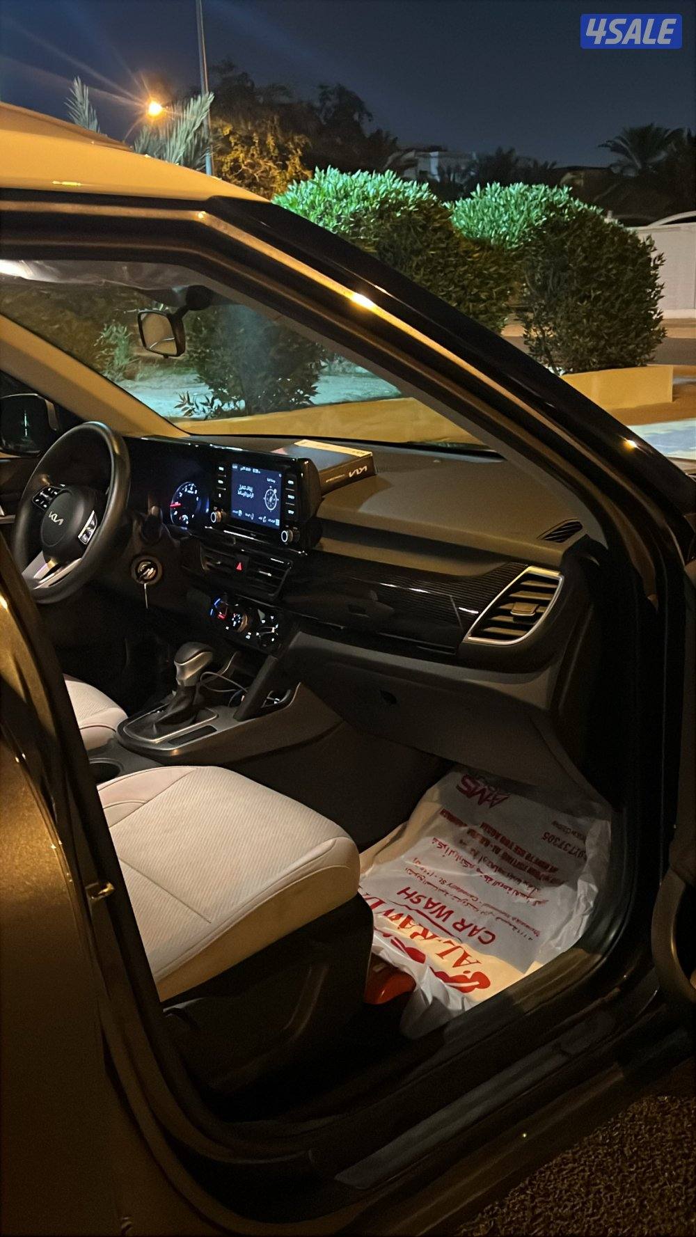 للبيع كيا سيلتوس رمادي ببيض5