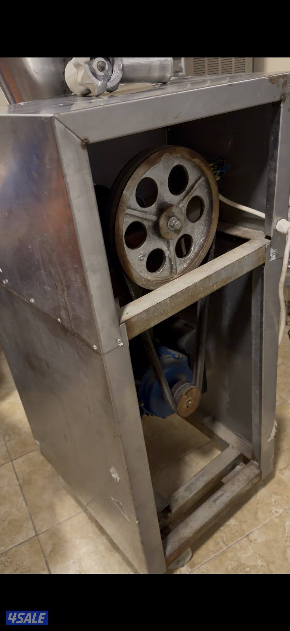 للبيع فرامة للمطاعم1