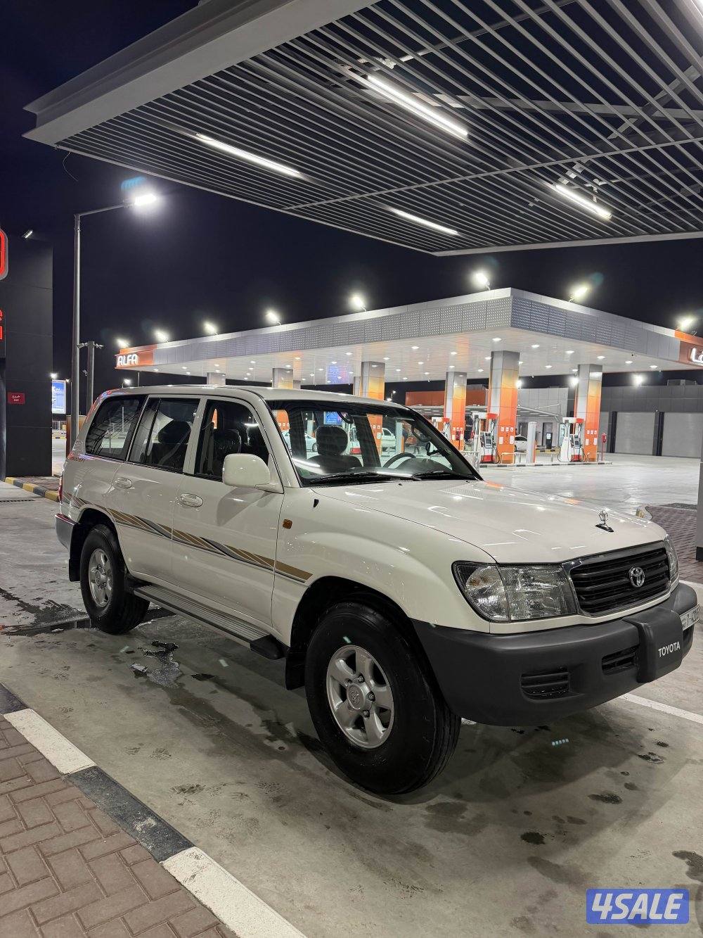 للبيع لاند 2000 مجدد بالكامل .1