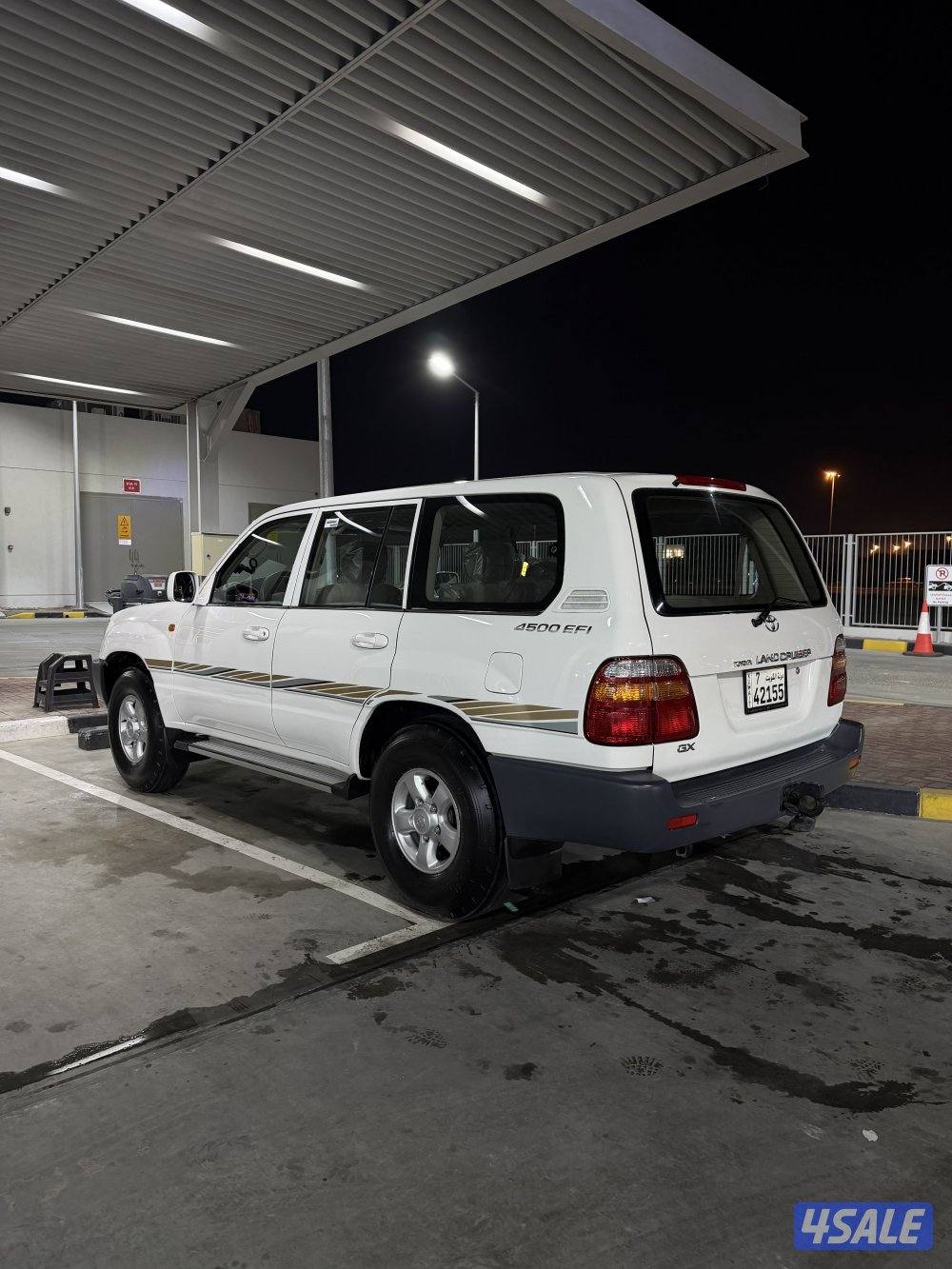 للبيع لاند 2000 مجدد بالكامل .2