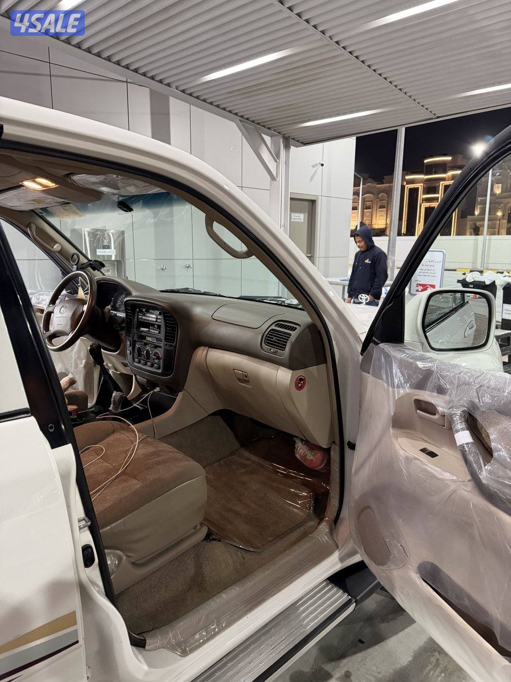 للبيع لاند 2000 مجدد بالكامل .5