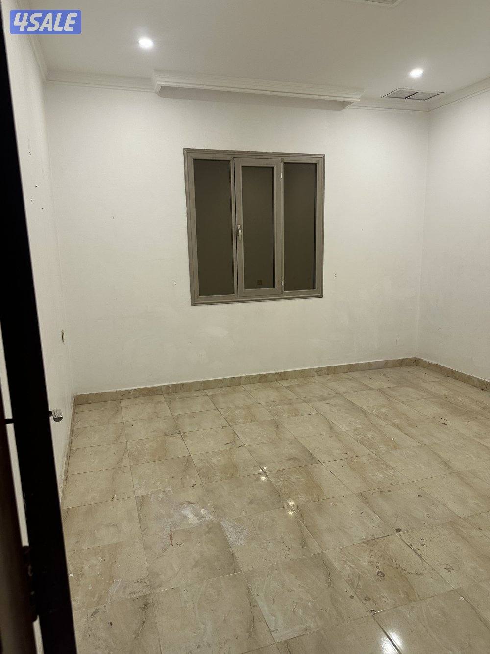 جابرالاحمد قطعه 72