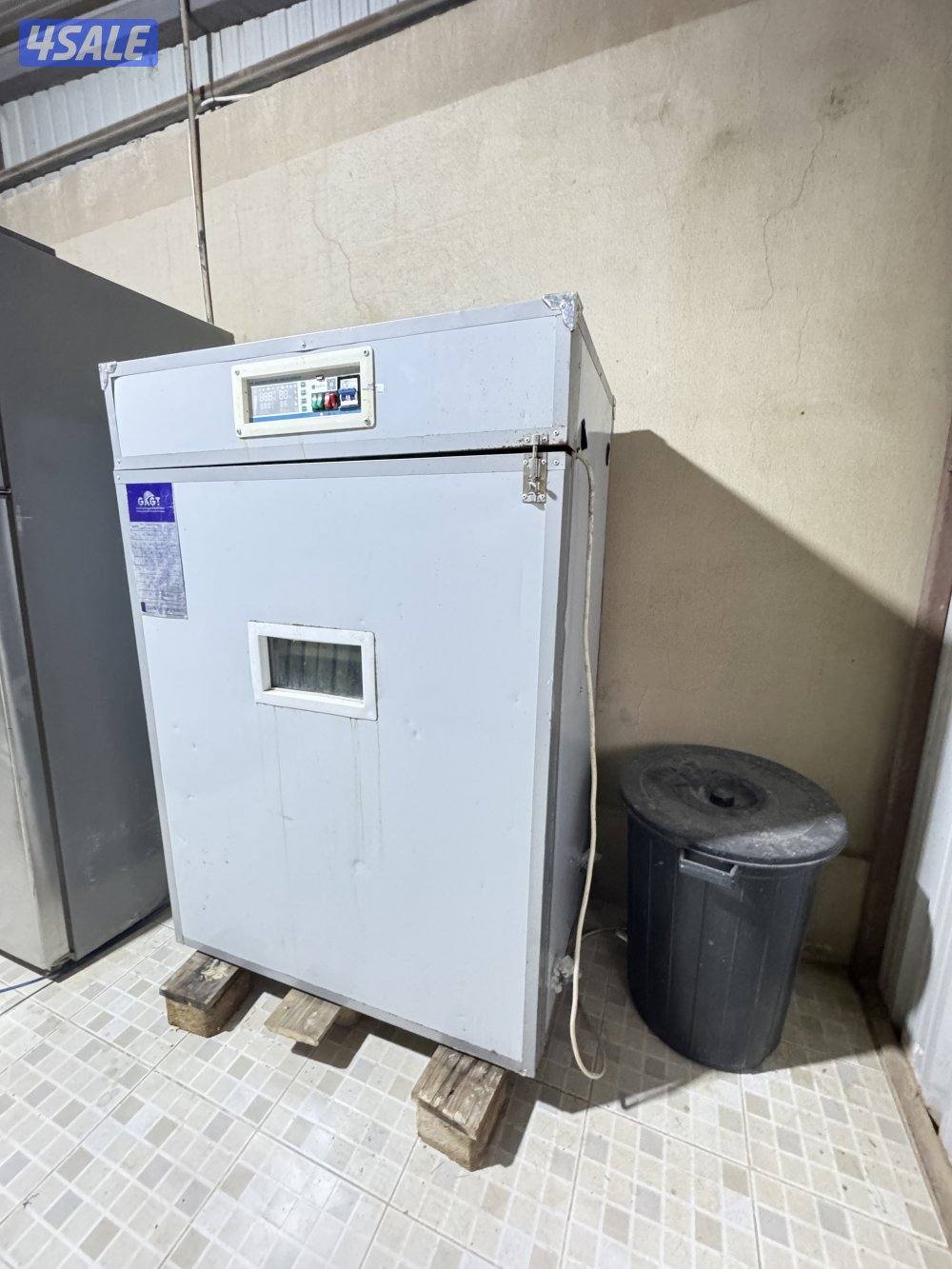 للبيع مشروع انتاج دواجن فقاسة الرابطة 1056 بيضة + حضانات مجهزة3