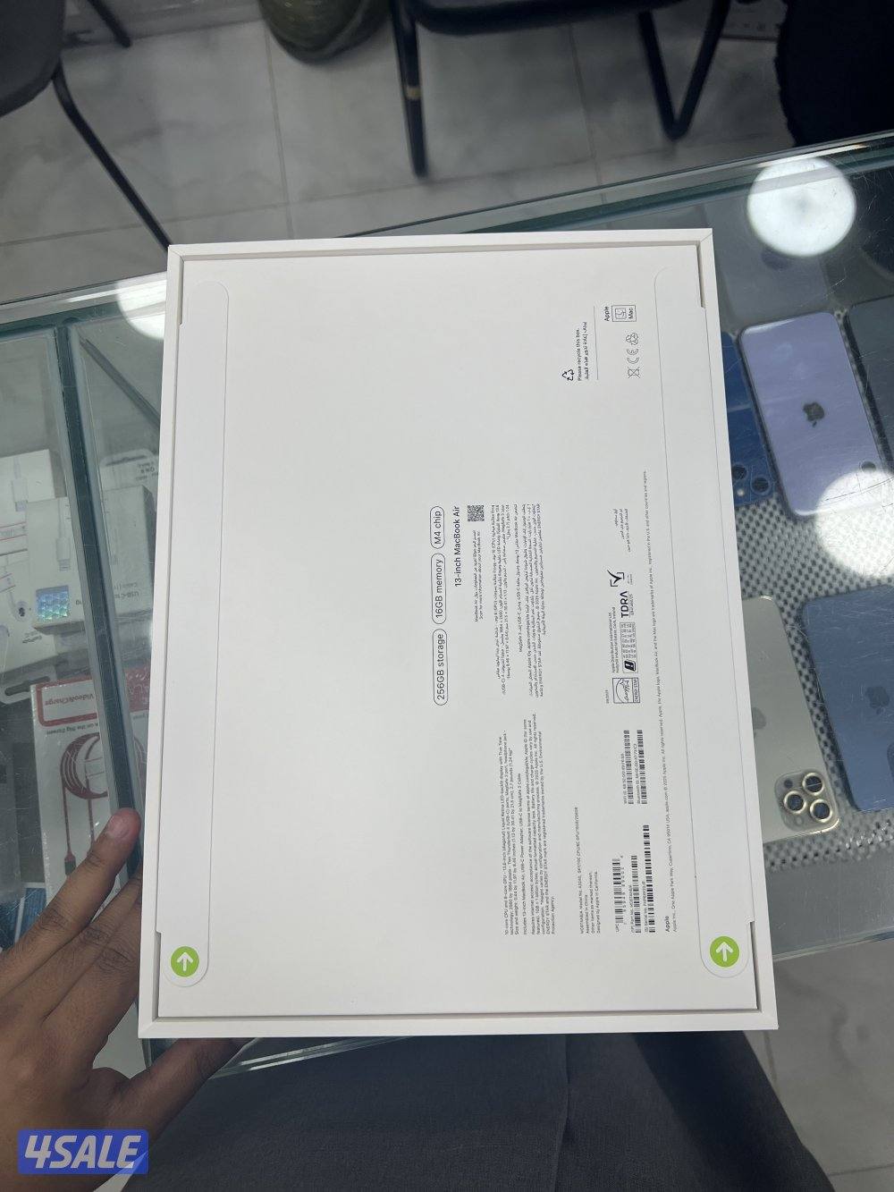 للبيع 13 ماك بوك اير2