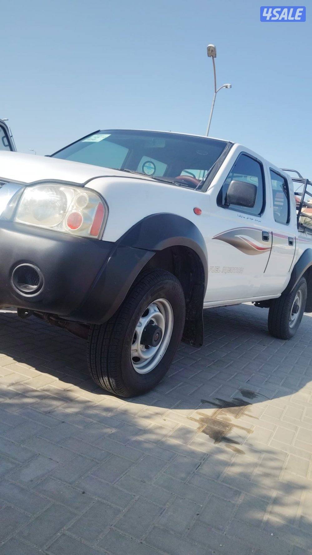 للبيع نيسان دبل نظيفه 20121