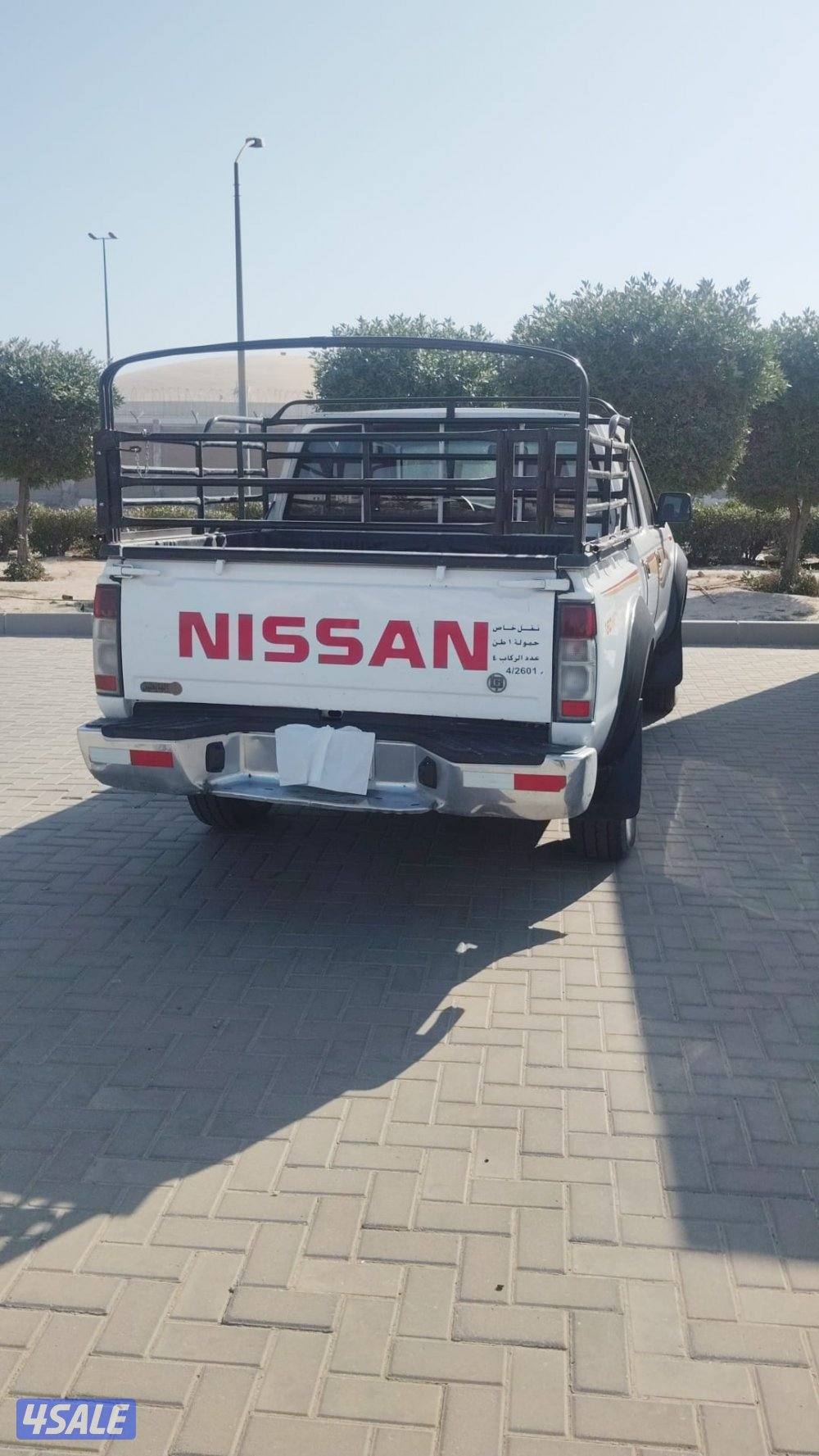 للبيع نيسان دبل نظيفه 20122