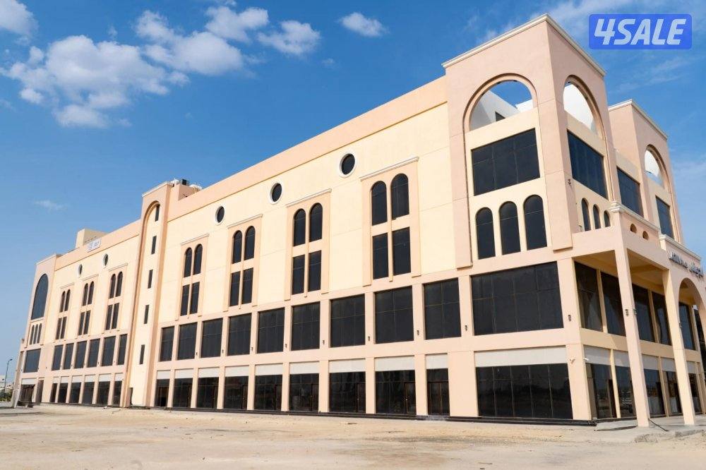 محلات بموقع متميز بمجمع لاجونا مول مساحات مختلفه1