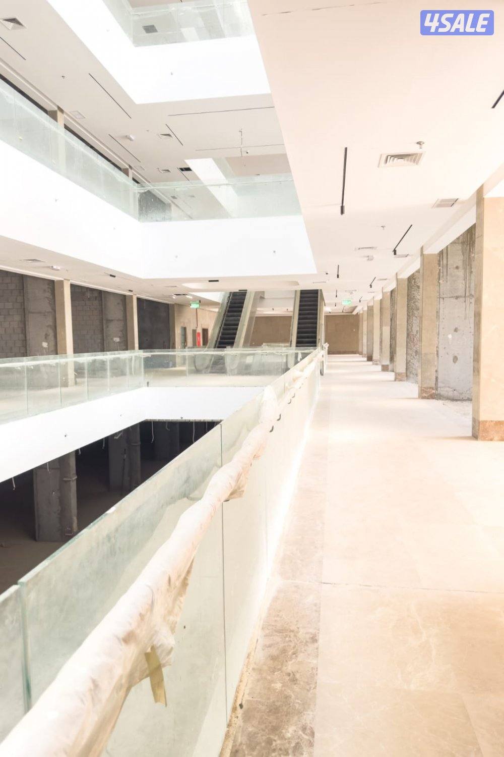 محلات بموقع متميز بمجمع لاجونا مول مساحات مختلفه2