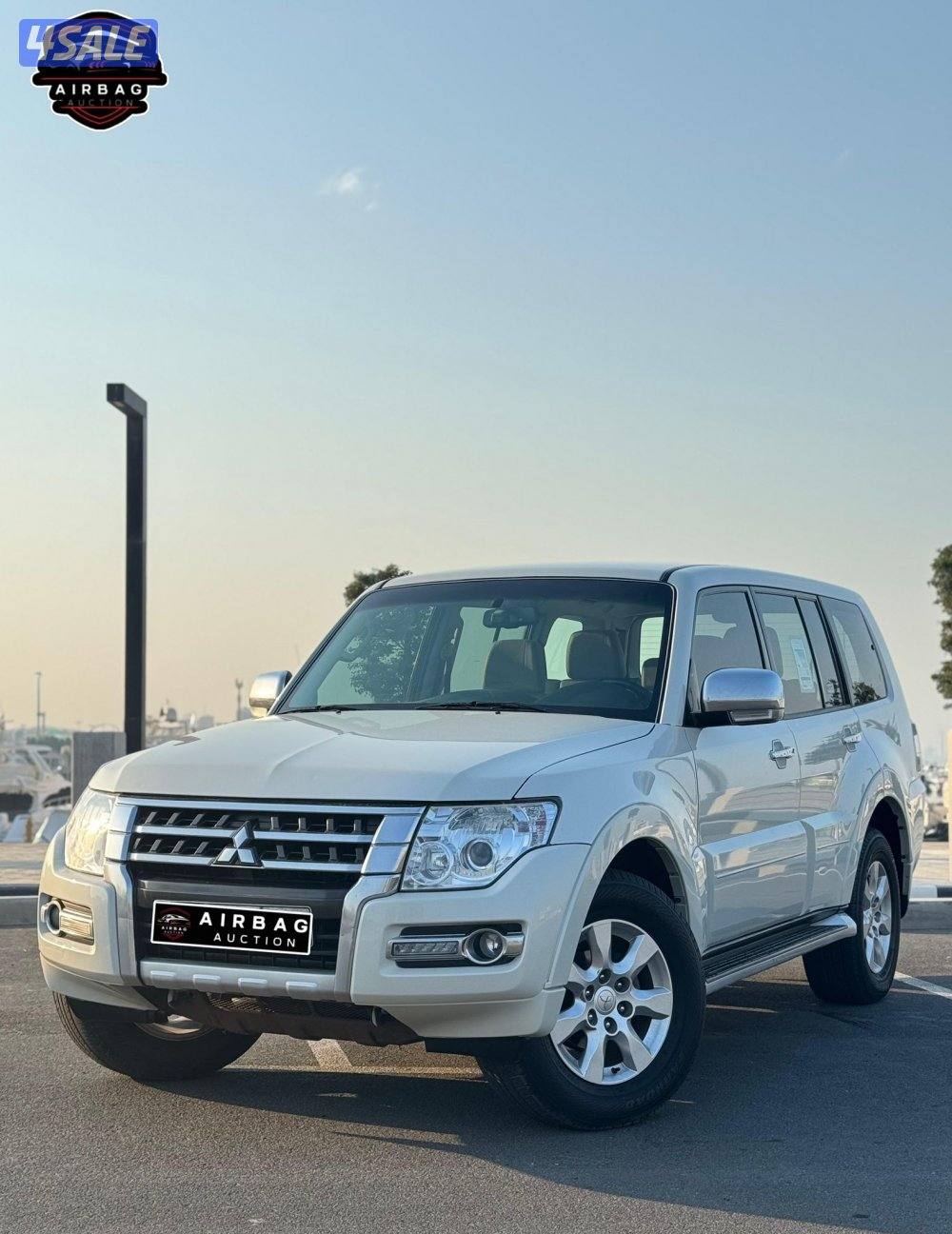 باجيرو موديل 2022 
عداد  70 الف 
ماكينه 3.5 سى سى صبغ الوكالة0