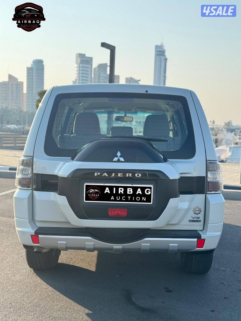 باجيرو موديل 2022 
عداد  70 الف 
ماكينه 3.5 سى سى صبغ الوكالة9