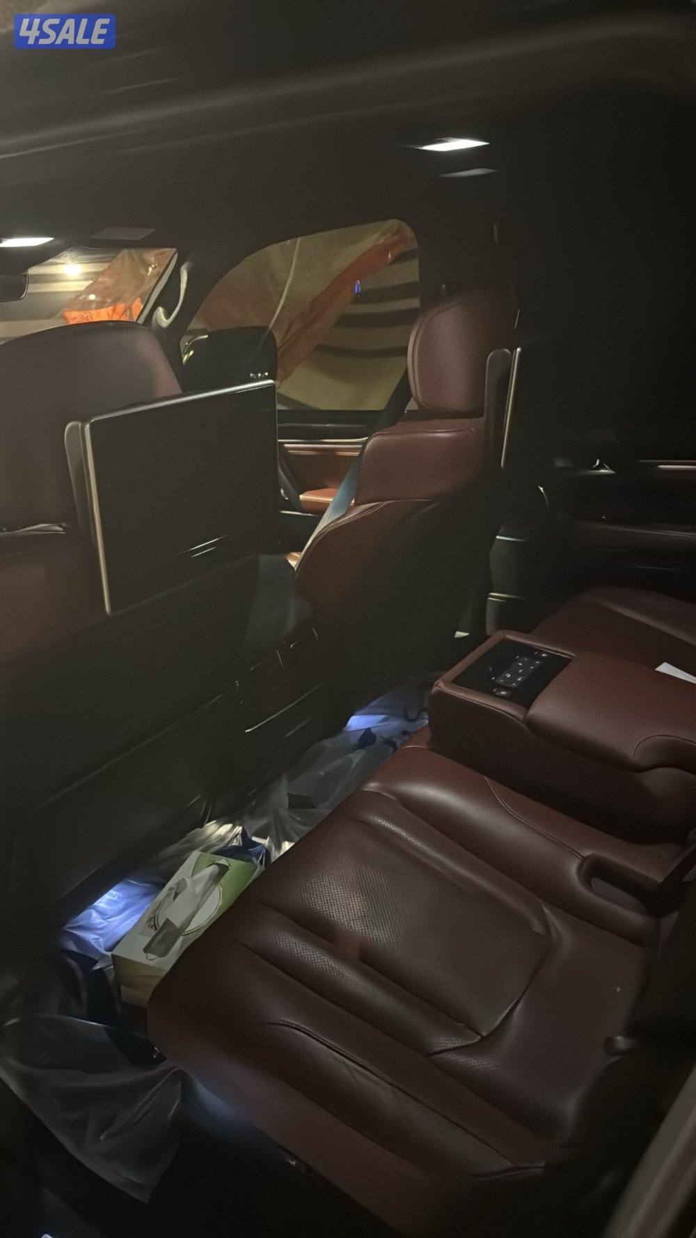 لكزسLX570 الدرجه الاولى موديل 2017 ماشي 245 الف كم صبغ وكاله شرط الفحص4