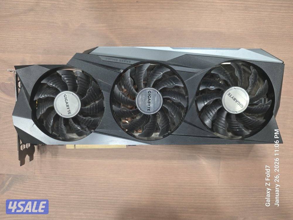 للبيع كرتين ٣٠٩٠ قيقابايت OC1