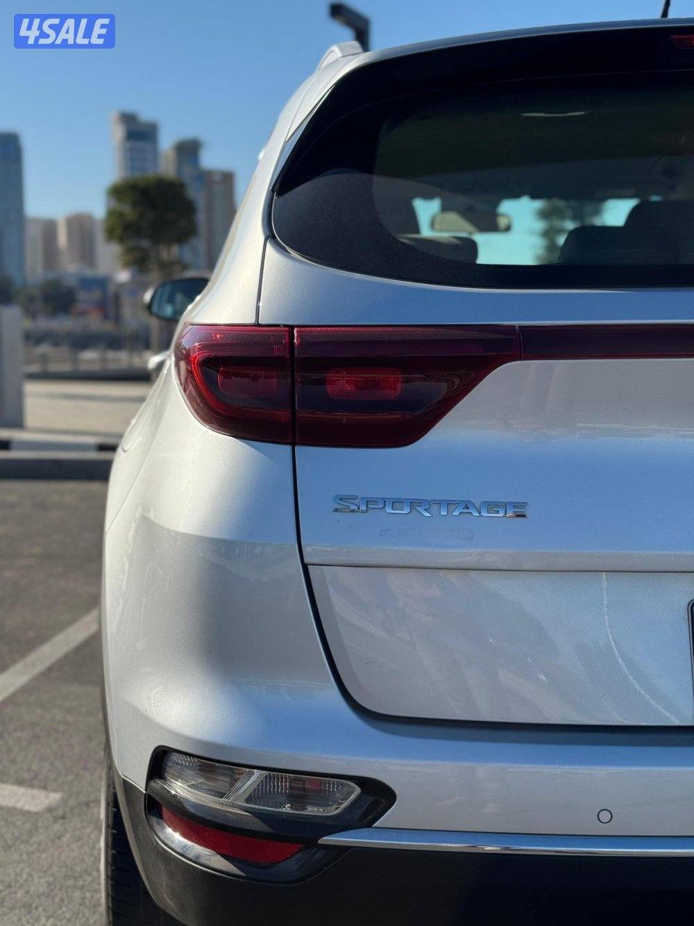 للبيع كيا سبورتاج موديل 2021
ماكينه 2400cc
عداد 139 الف صبغ الوكالة7