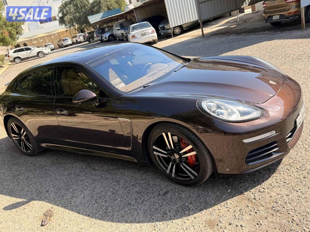 للبيع بانميرا فور موديل ٢٠١٤بحالة الوكالة2