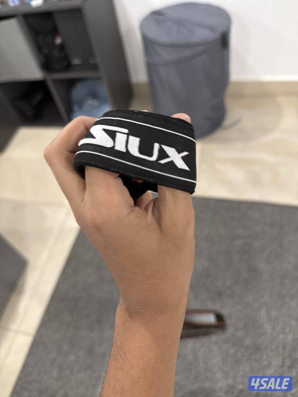 Siux 2025 padel racket lightly used3