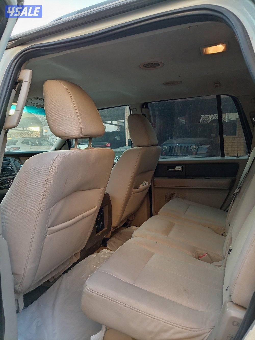 القيروان، القيروان فورد اكسبديشن قطعه اثنين البيت زاويه2