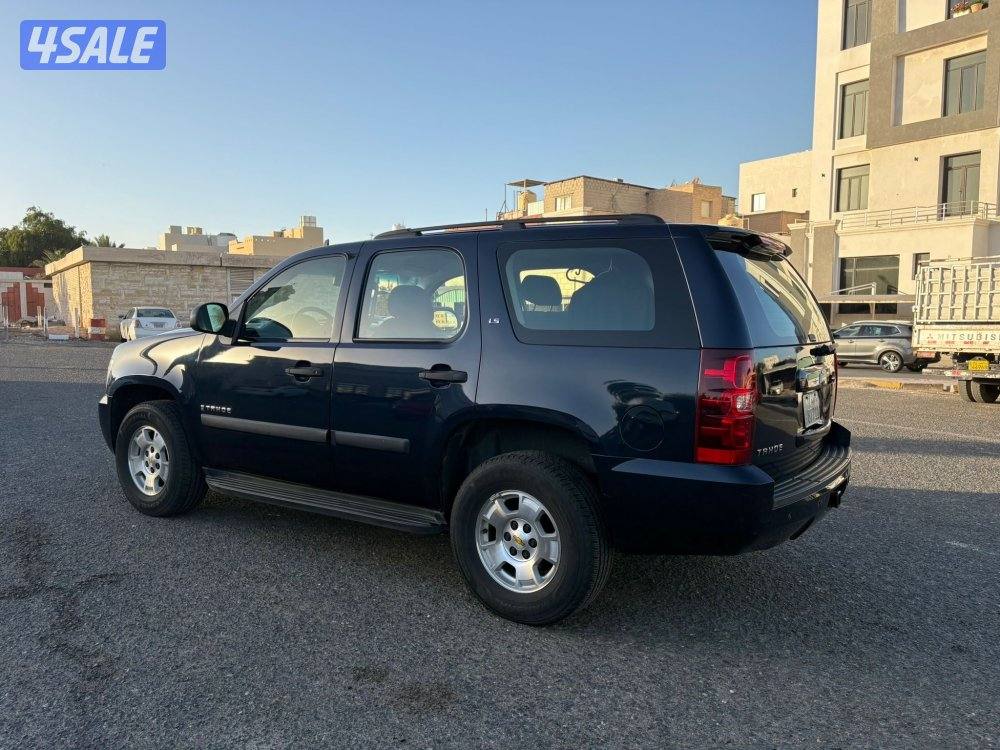 للبيع تاهو ls وارد امريكا موديل 2009 صبغ وكالة1