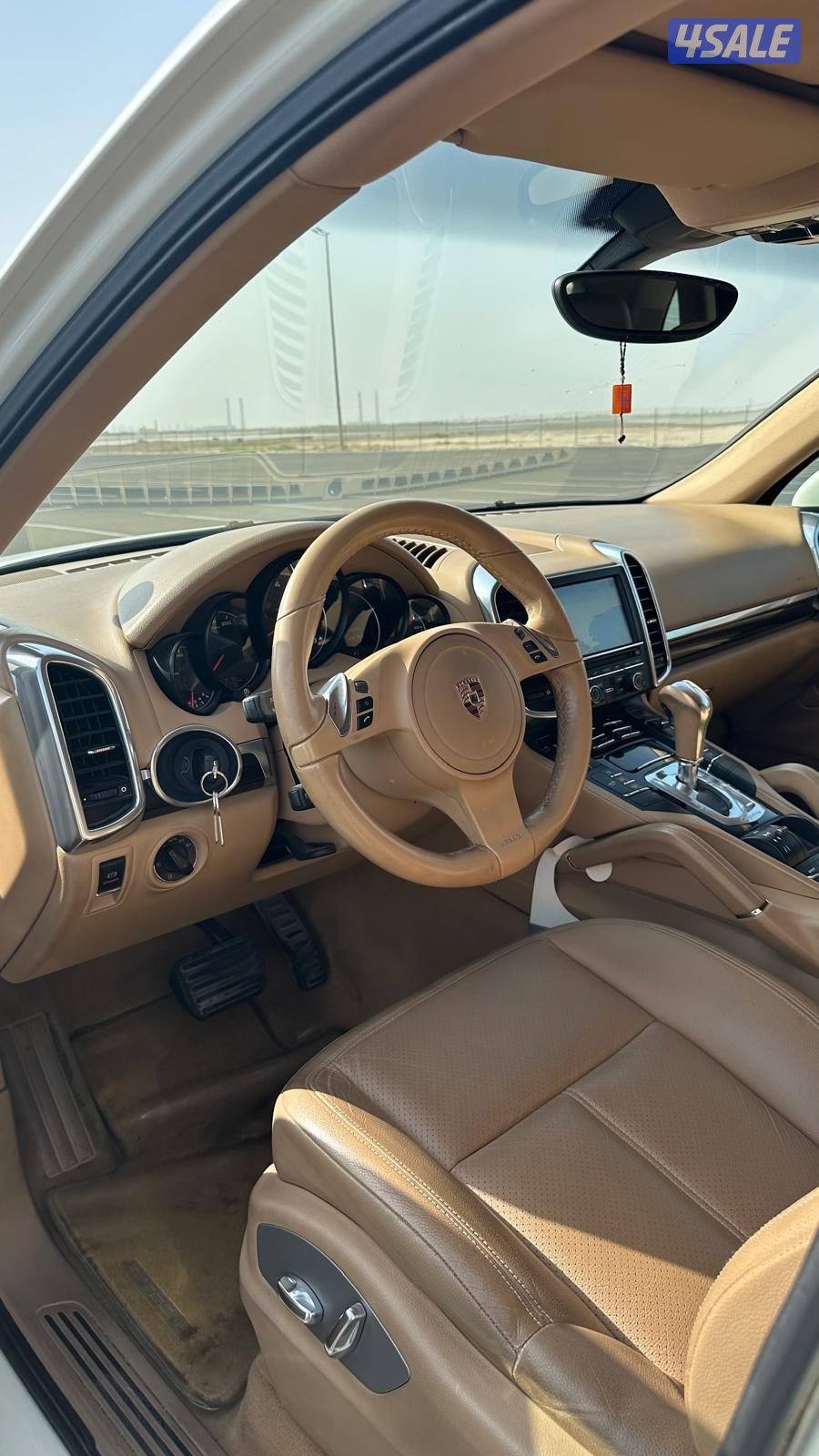 للبيع بورش كايين مودل ٢٠١٢2