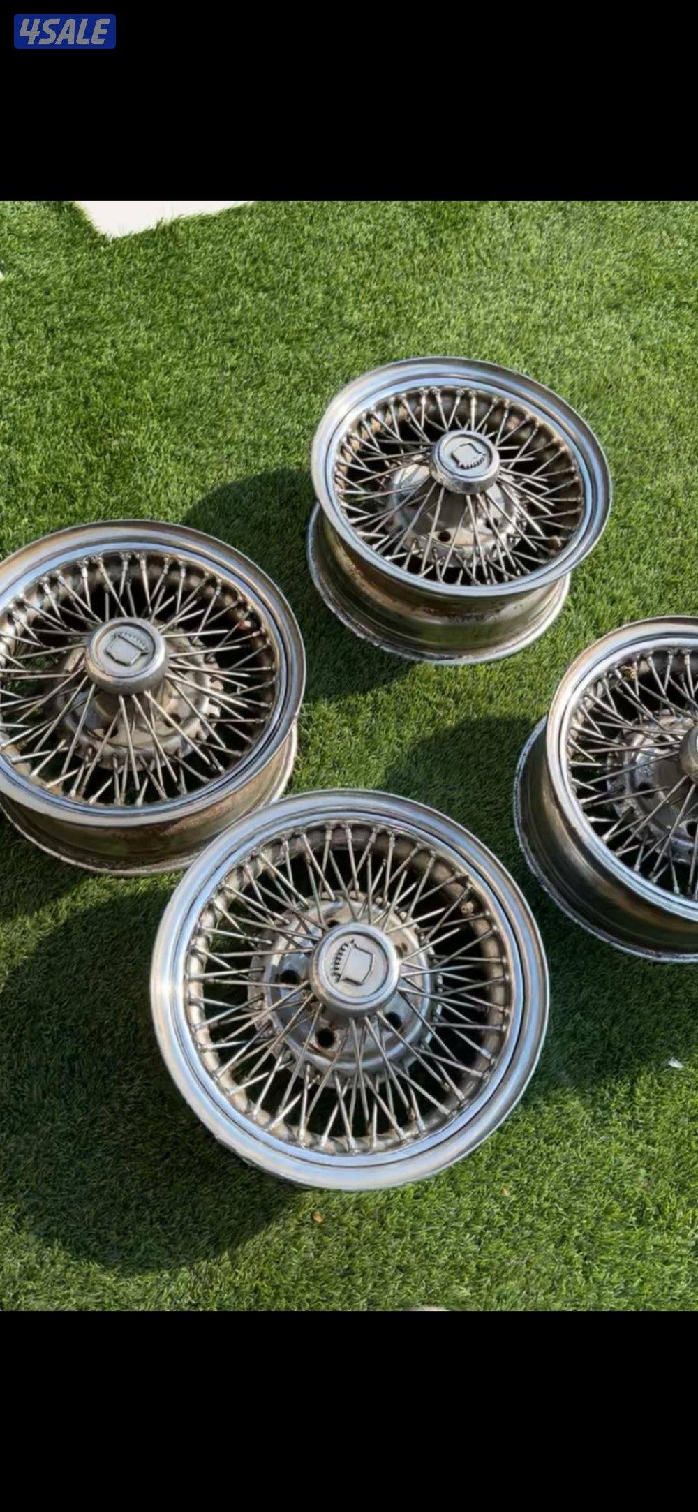 للبيع رنقات كاديلاك سيام اصلية مع الاغطية1