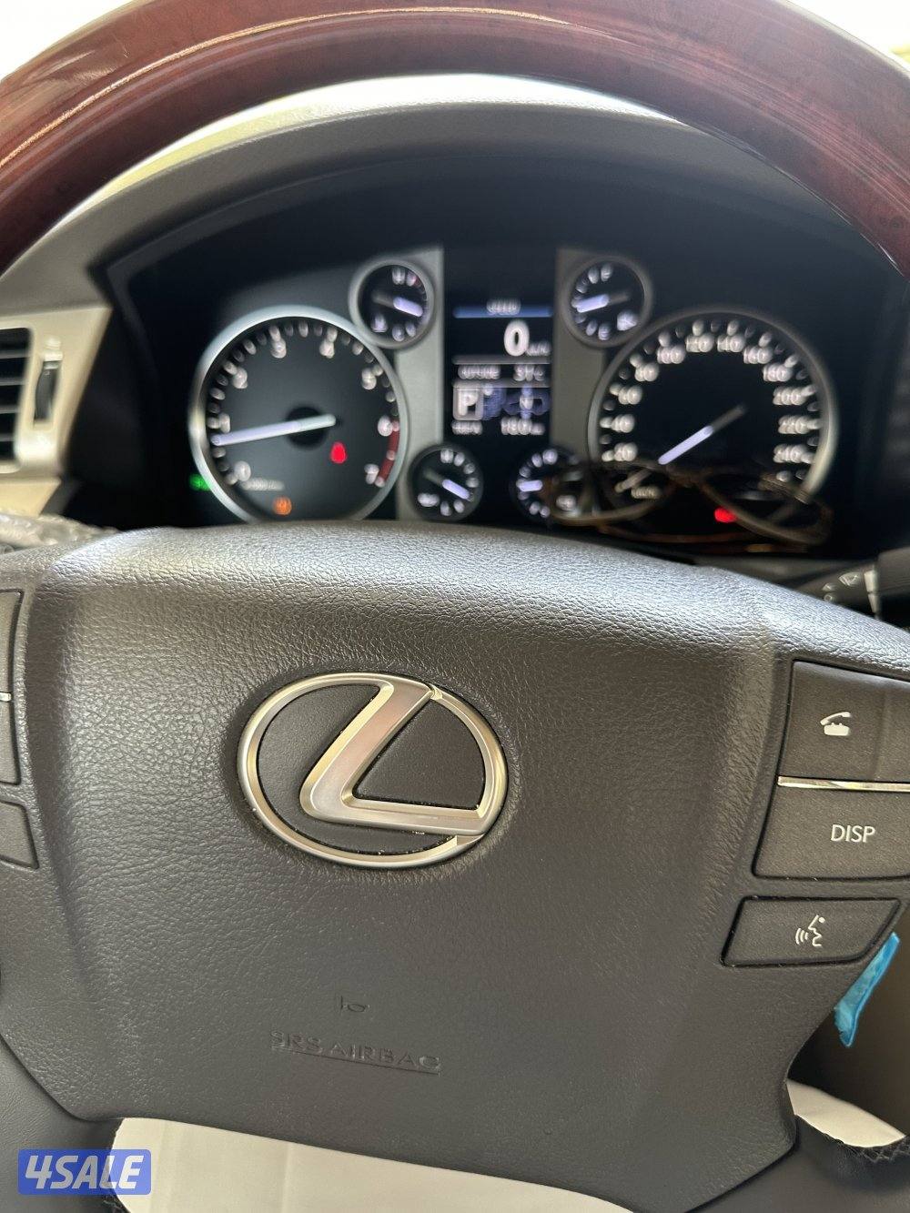 للبيع جيب لكزس وارد الخليج ماشي 198 الف صبغ وكاله عدا قطعه وحده تجميل1