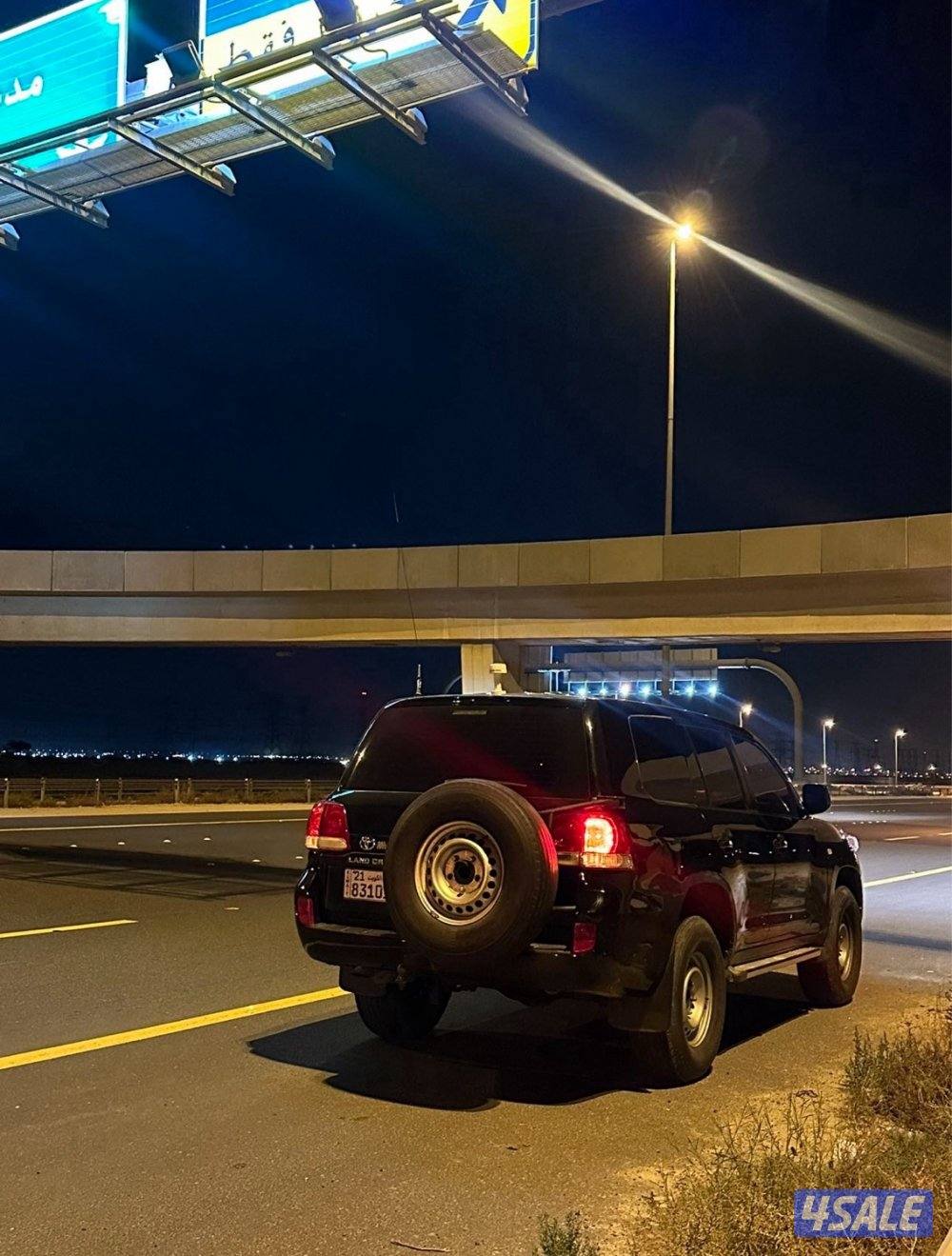 للبيع لاند GX0