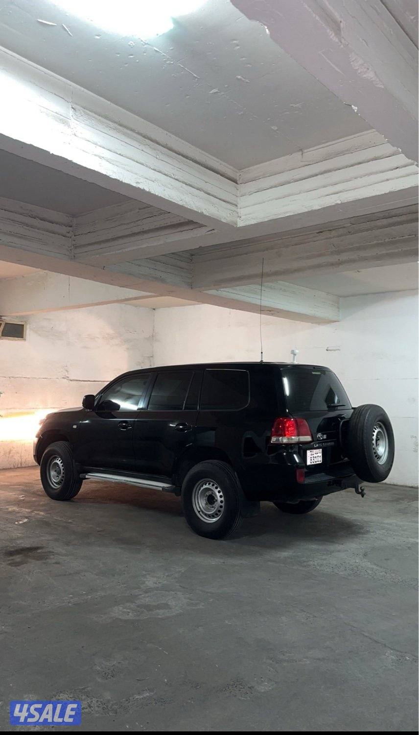 للبيع لاند GX2