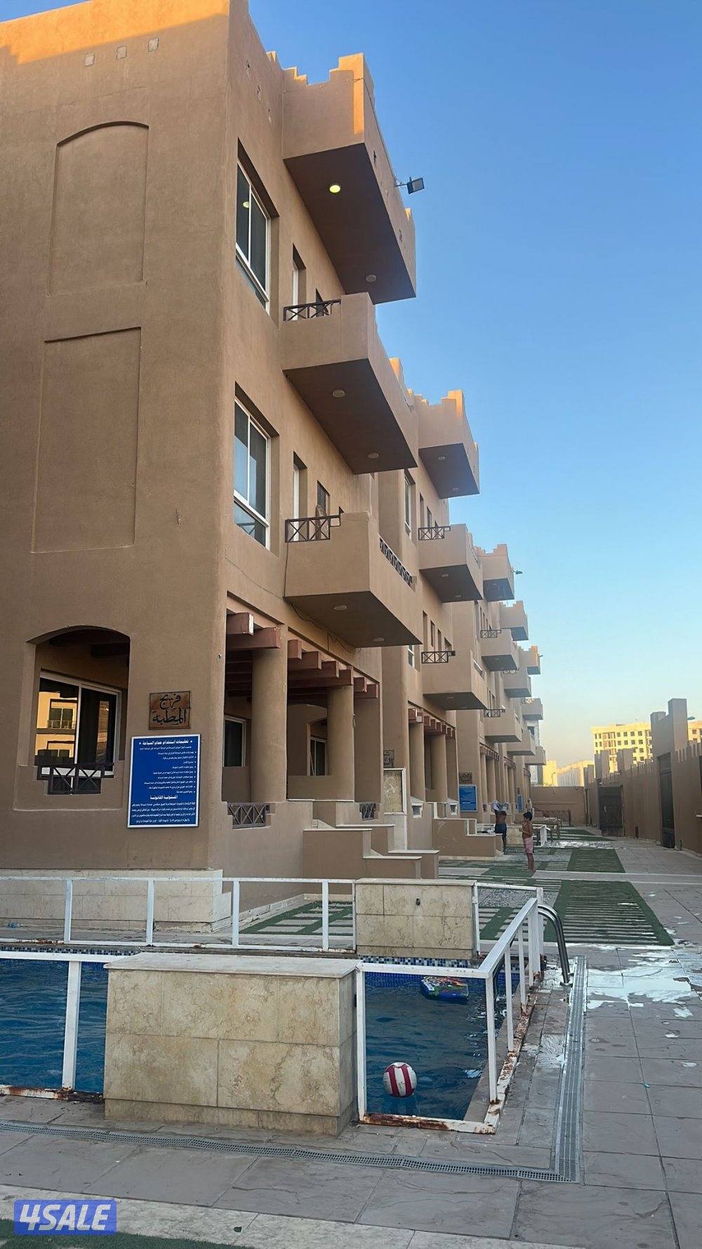 شاليه للبيع منتجع الكوت دور اول اطلاله مسبح5