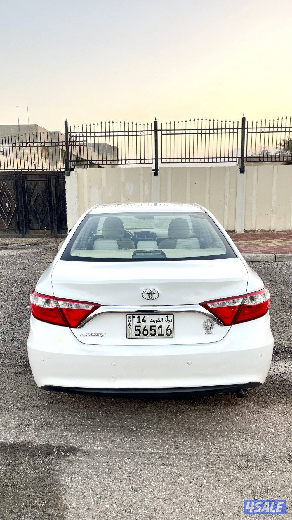 للبيع كامري 20164