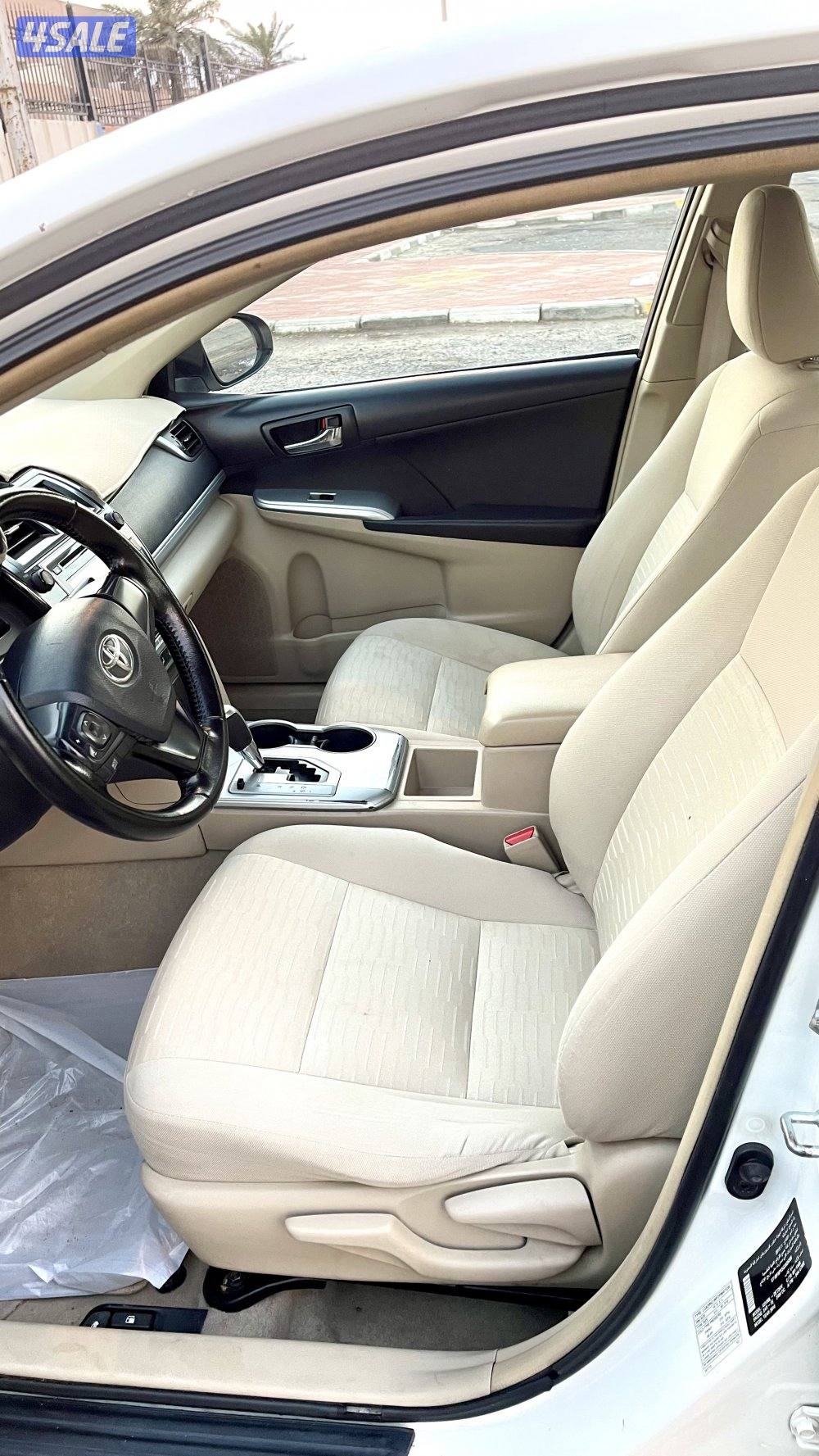 للبيع كامري 20168