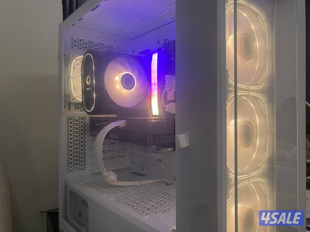 بيسي استعمال خفيف 3 شهور نظيف بمواصفات ممتازه لا يجي الا الصامل0