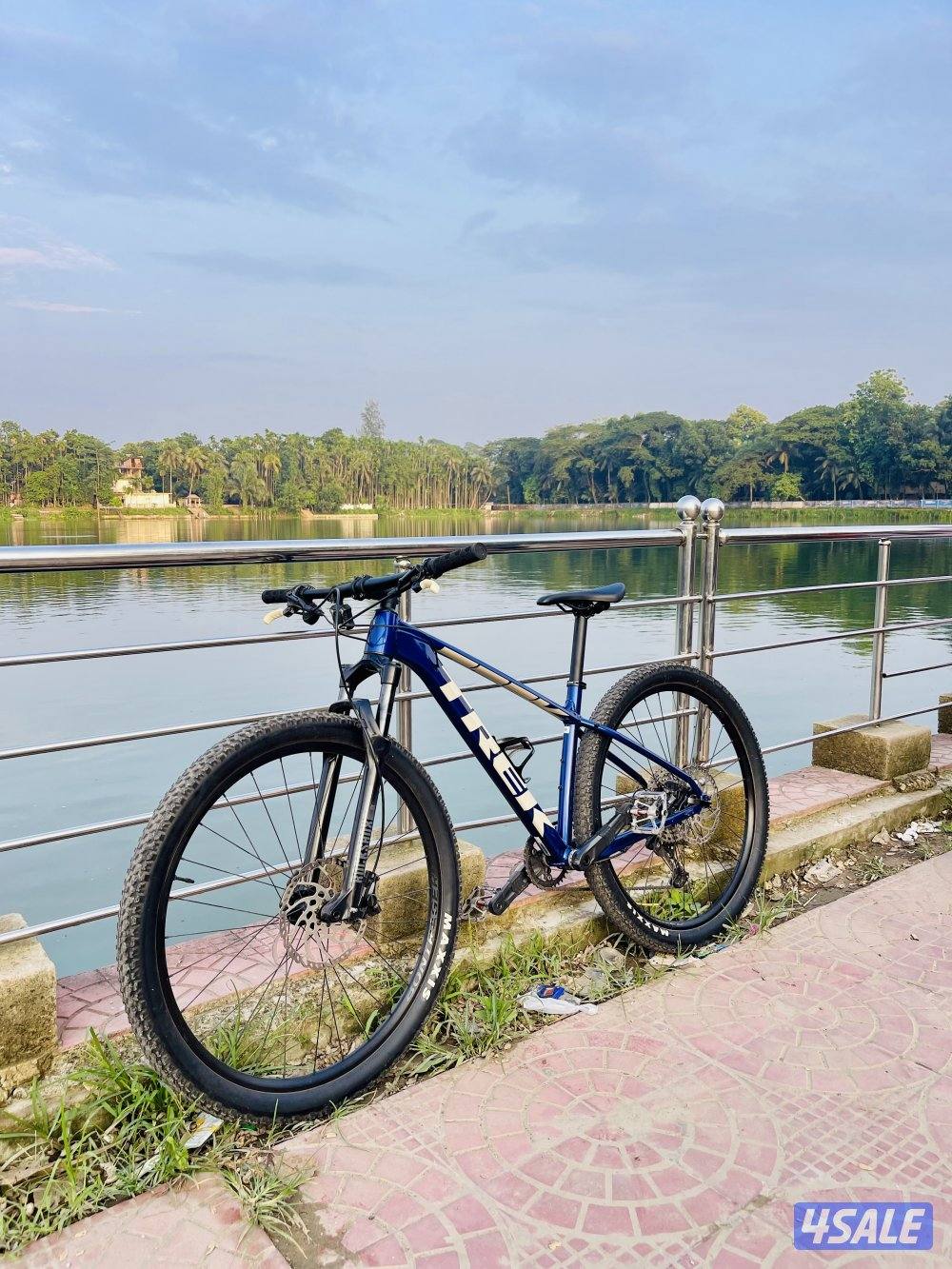 TREK XCALIBER 8 20230