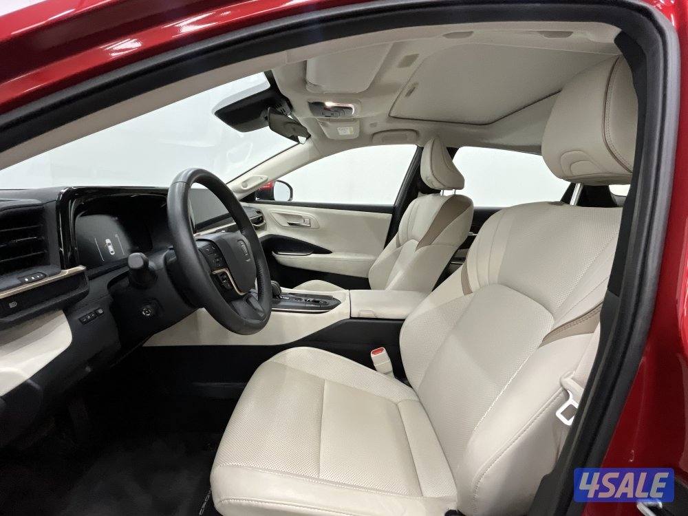 TOYOTA CROWN 23CN-2.5-CROWN-HEV4