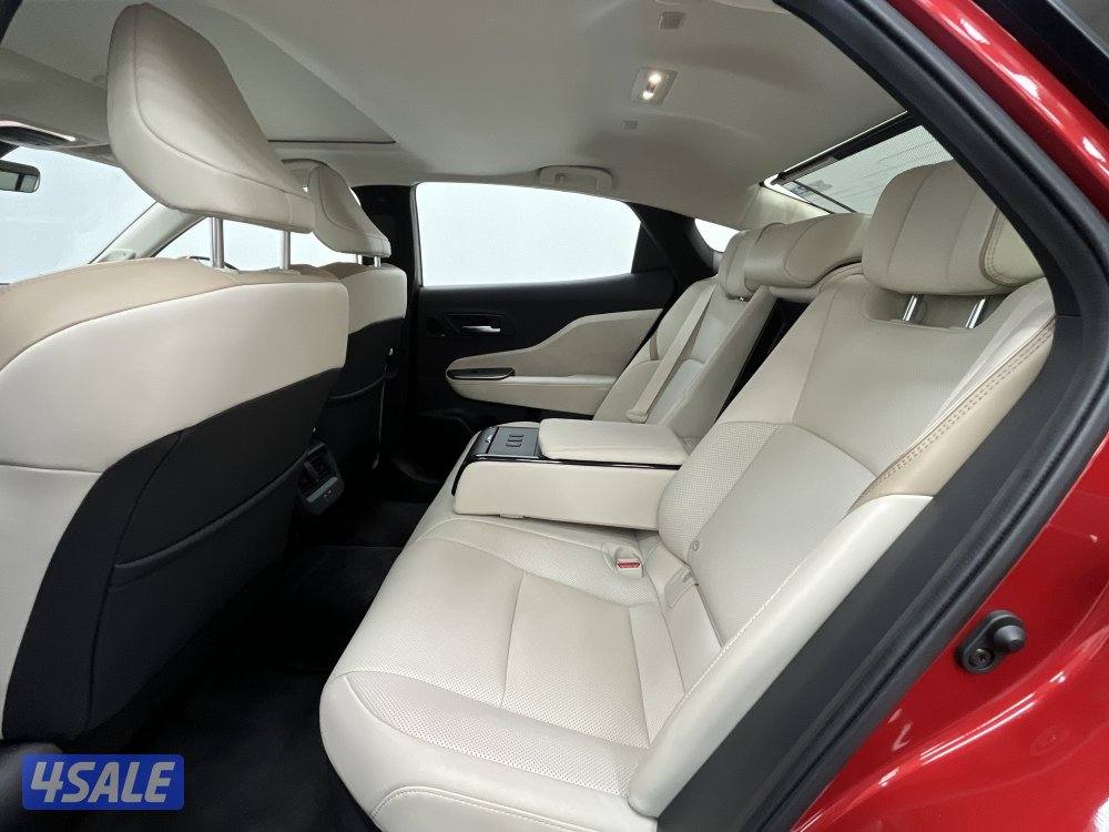 TOYOTA CROWN 23CN-2.5-CROWN-HEV3